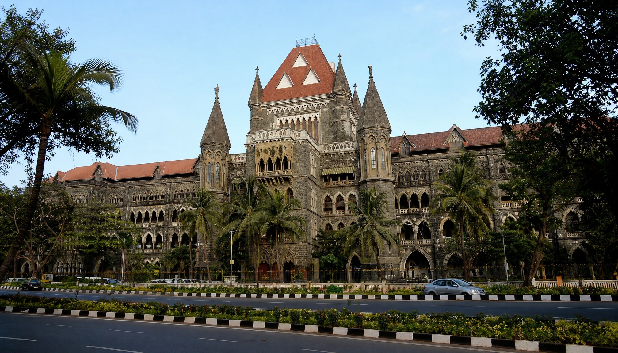 Actor Imran Khan Files Petition in Bombay High Court Against FRRO Notice Directing Him to Leave India